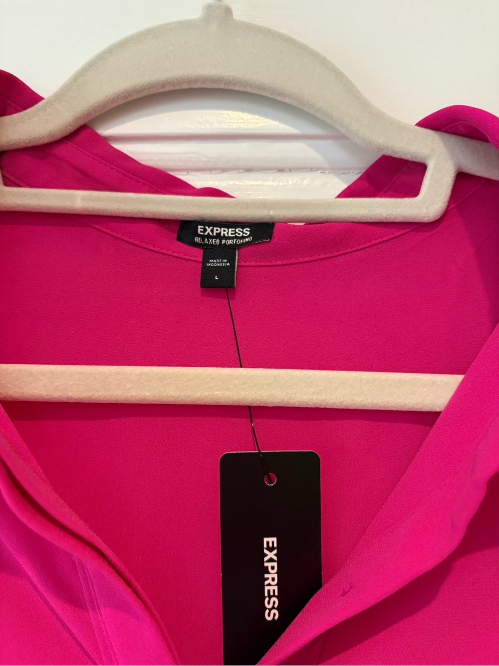 Express Button-Front Blouse in Fuchsia Pink - Picture 2 of 2
